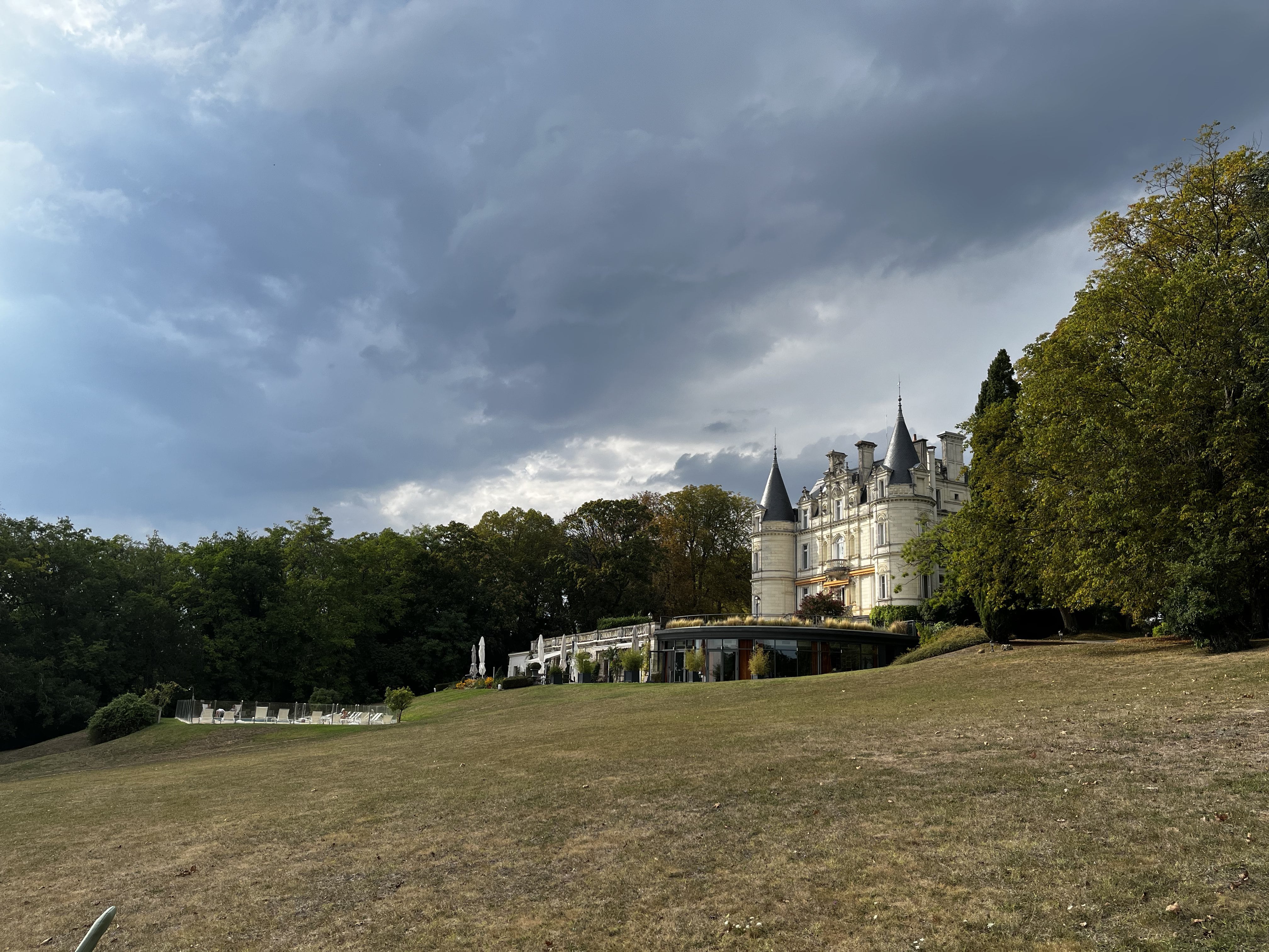 Château de La Tortinière revisited